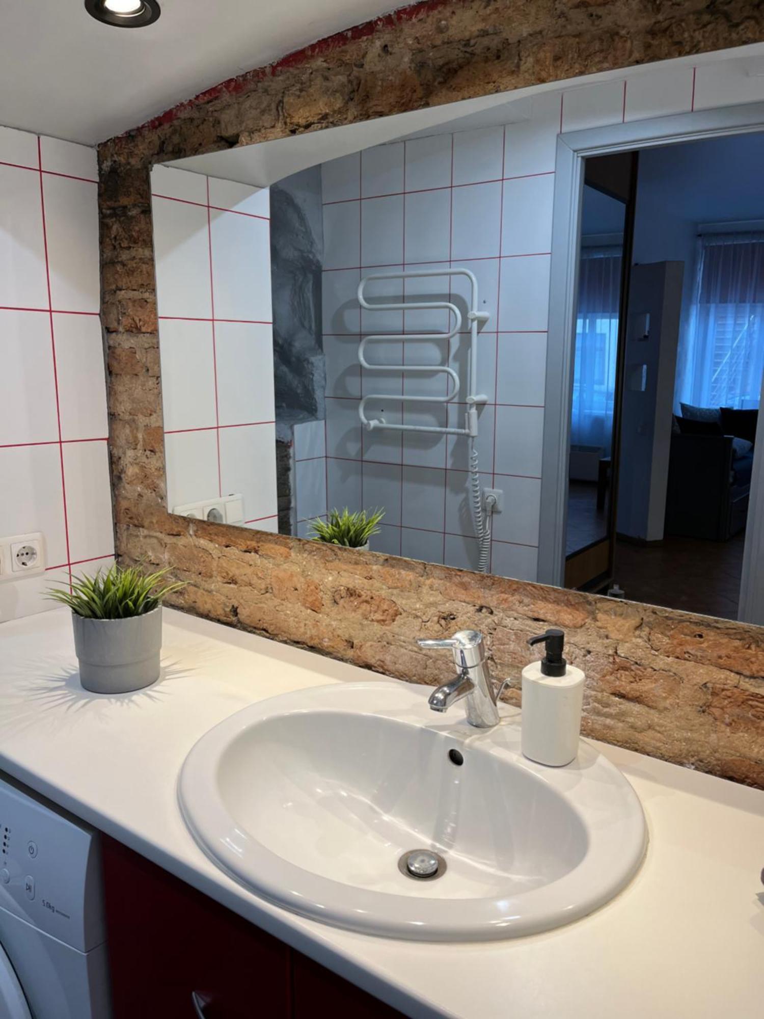 Old Studio Apartment ヴィリニュス エクステリア 写真